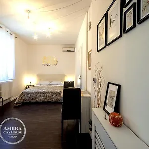 ambra-city-house.hotelinveneto.com/