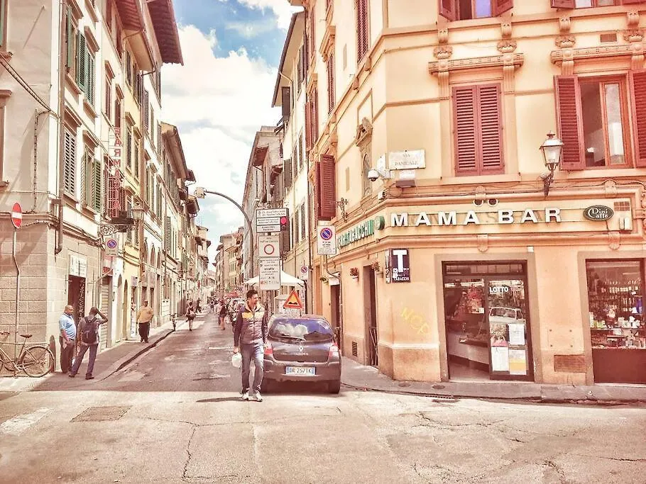 Apt Bright, Quiet! In The Center. Florence 0*,